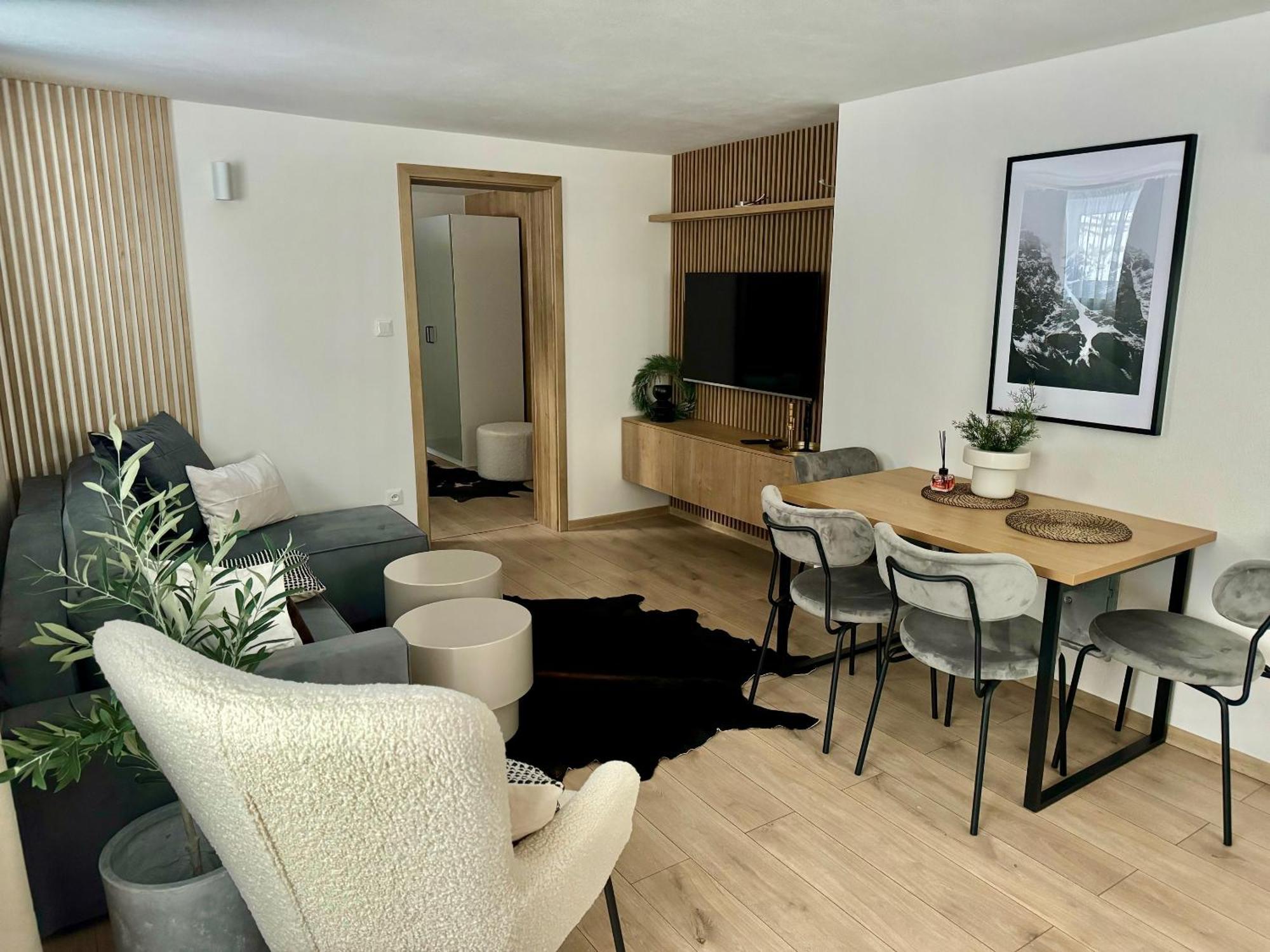 Apartmany Kellov Dom ديمانوفْشكا دولِنا المظهر الخارجي الصورة